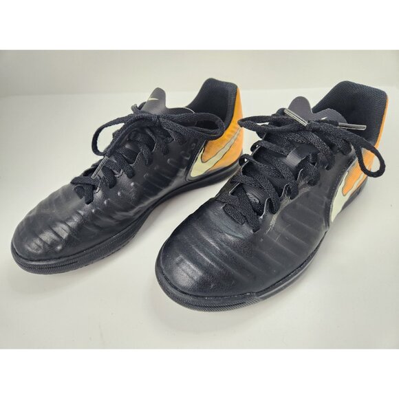 Nike Tiempo X Black & Yellow Astro Turf Football Shoes Size 5Y - Picture 2 of 9